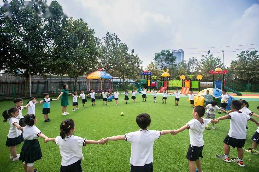 海口枫叶国际幼儿园图片
