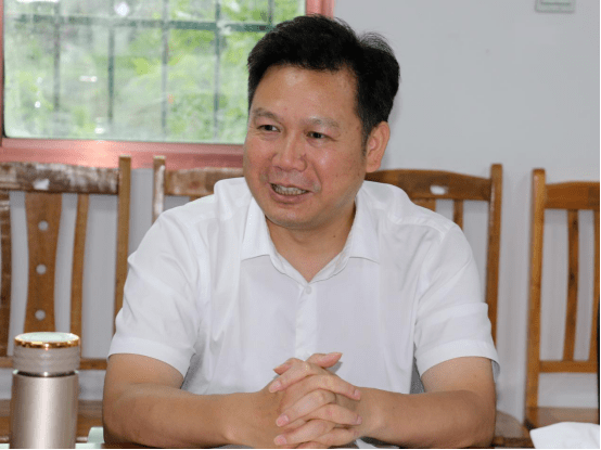 向乾勇:以冲锋的强劲态势打好打赢脱贫攻坚收官战