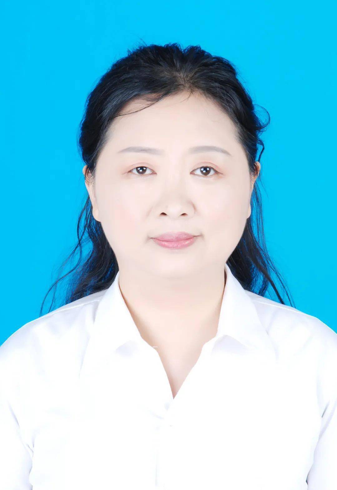 姓名:刘艳芳单位:内乡县第五小学荣誉:南阳市优秀班主任,南阳市观摩课