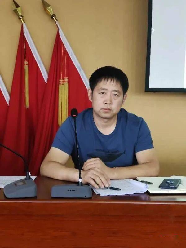 民政局东洲区民政局召开社会救助政策解读会议