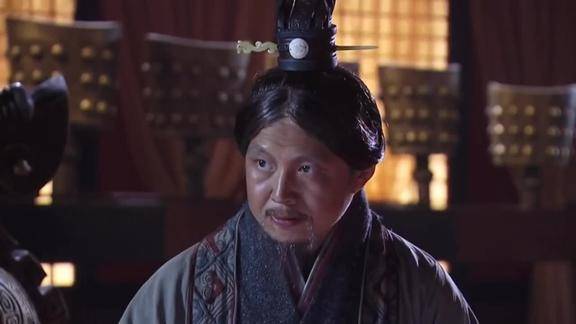 影视吴王本让伍子胥查伯嚭不料妃子出口相助让夫差来