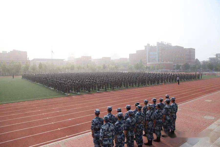 德州二中2020级军训结业典礼举行