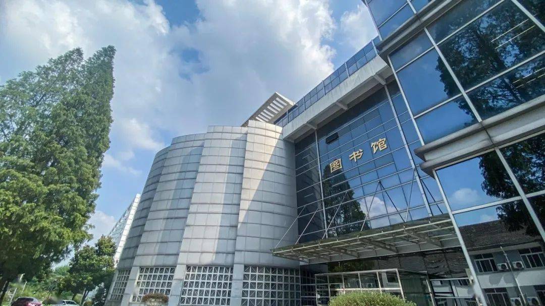 团聚新秾人第五弹这些南农地标拍了拍你