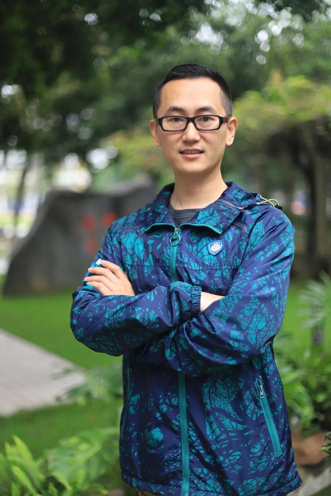 弘扬高尚师德做教书育人楷模2019学年东涌中学十佳德育工作者及十佳