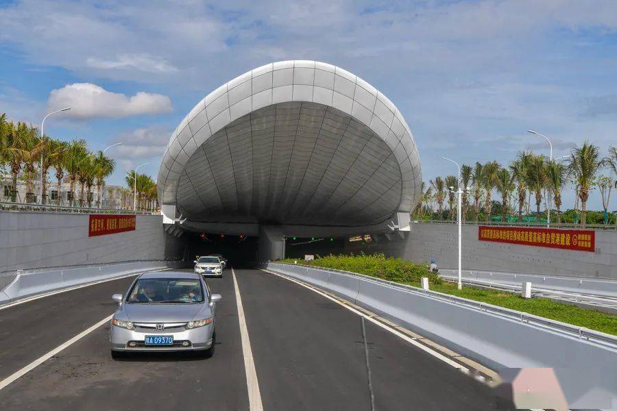 海南自贸港百日画卷