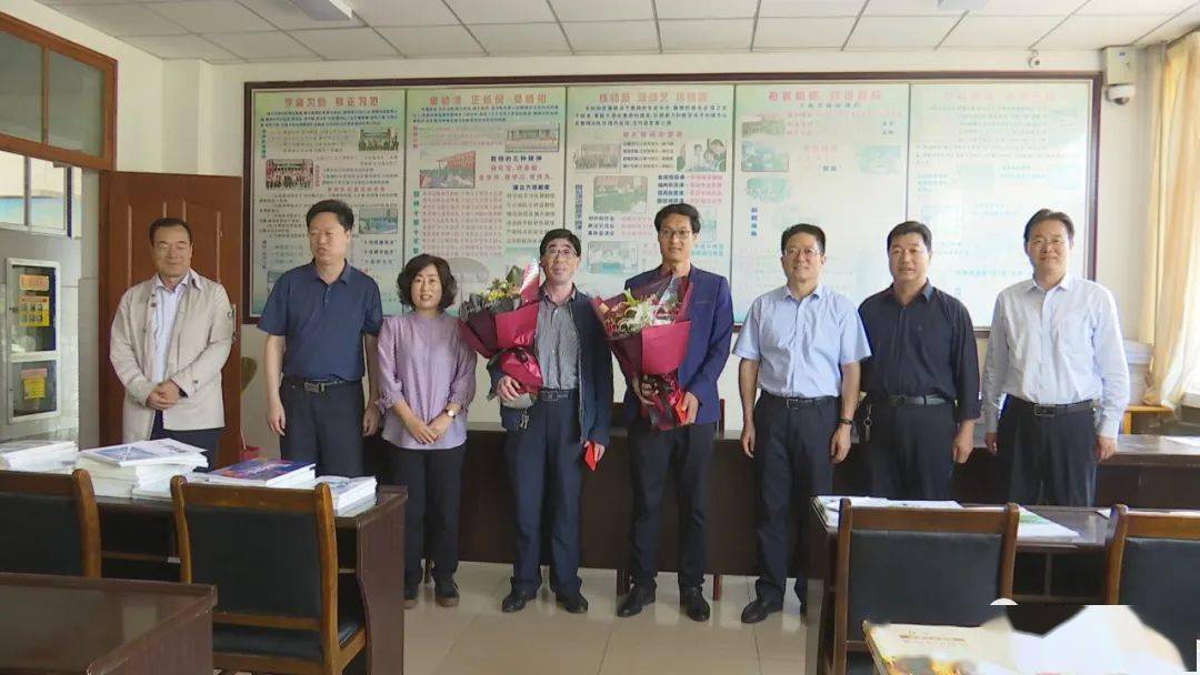 闫晓峰教师节前看望慰问镇原县一线教育工作者