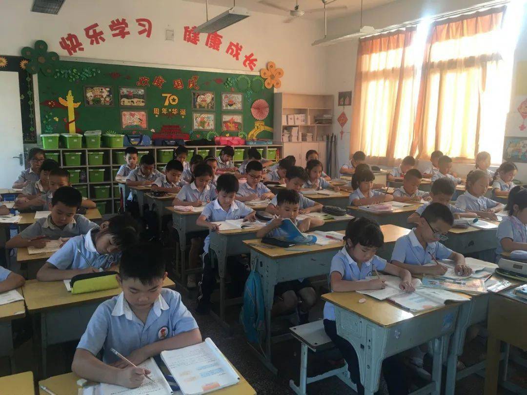 践行服务宗旨解家长后顾之忧陈屿中心小学开展放学后校内托管服务工作