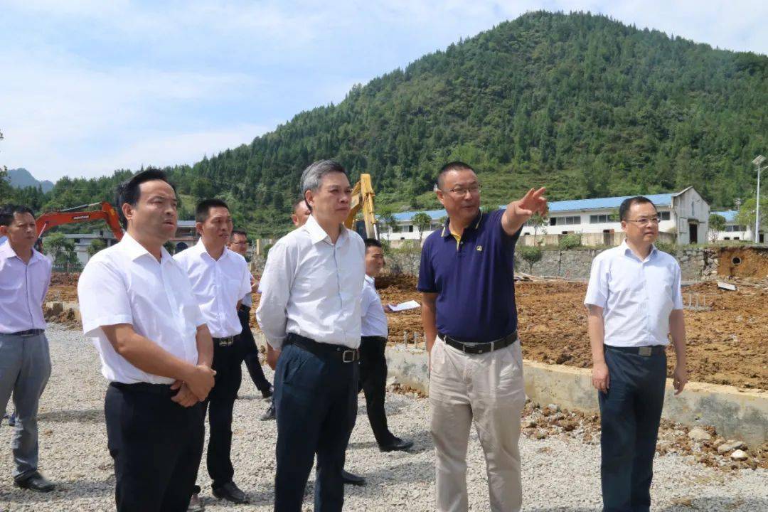 9月7日,省委常委,省委秘书长,省委组织部部长刘捷到沿河土家族自治县