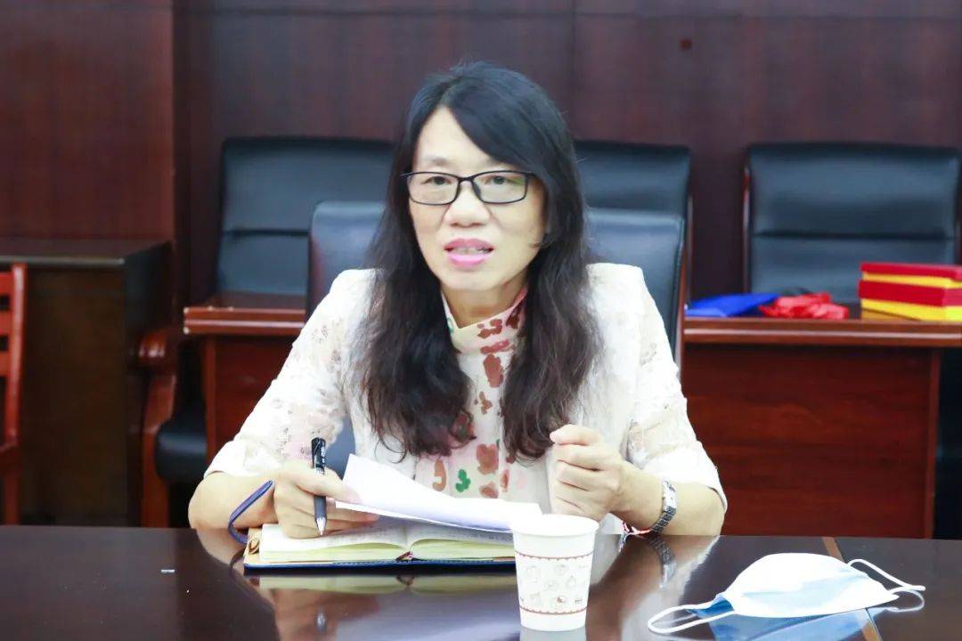 陈香莲发言▲祁玉婷发言▲阮锋发言▲陈望发言▲谌雷元发言座谈会现场