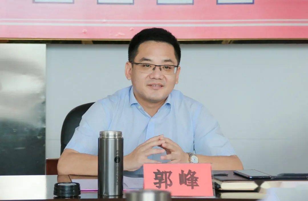 67毛哲军率队来我市调研经济发达镇机构改革工作