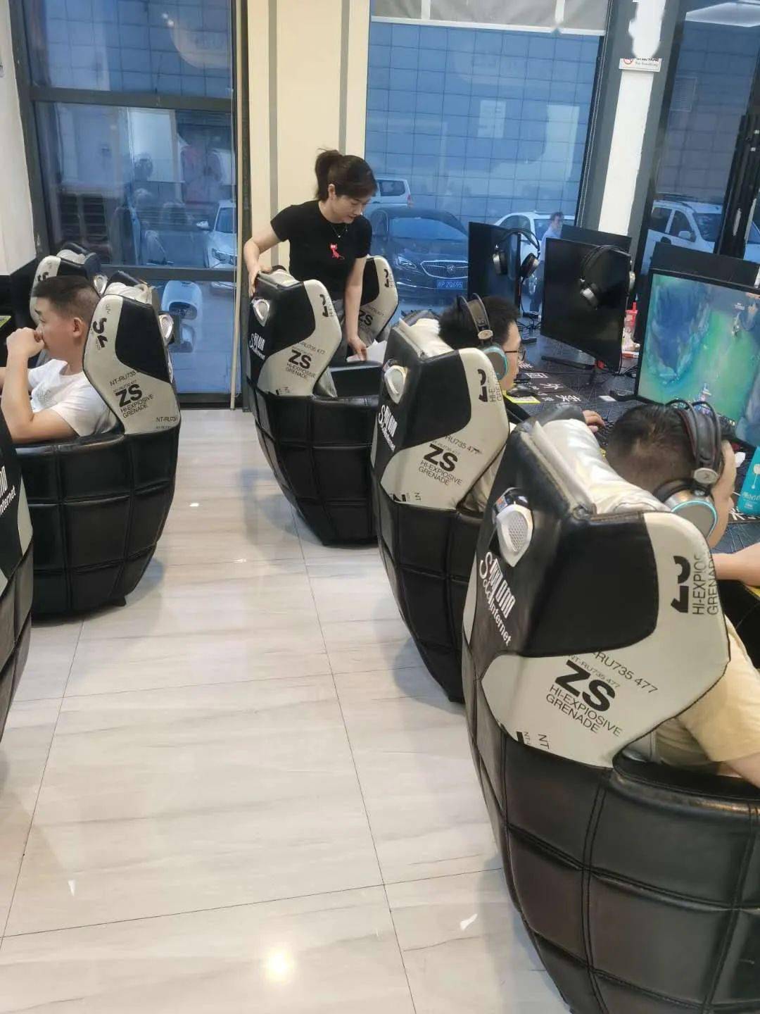 净化环境 文明上网