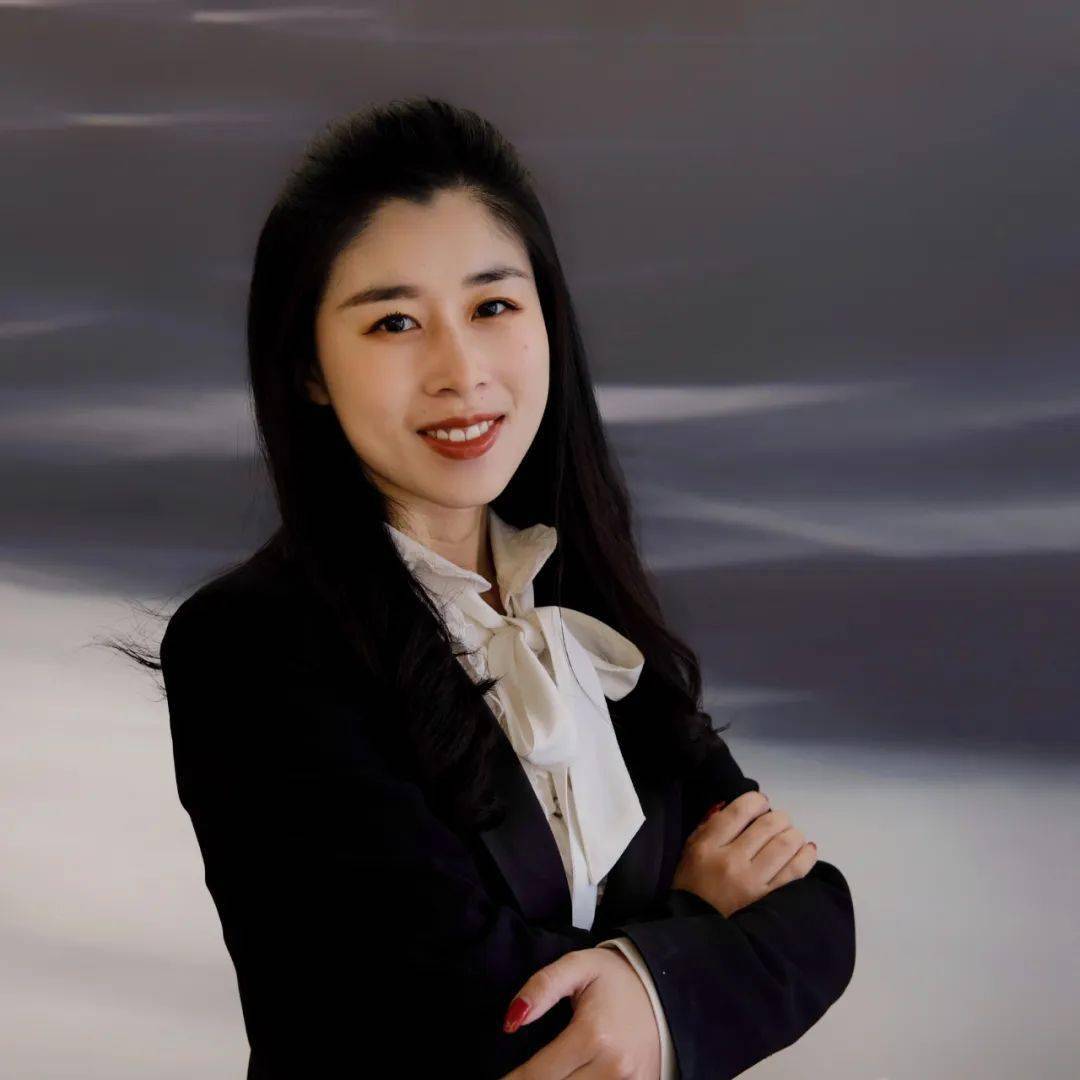 elsie yu | 郁梦, cpcu本科毕业于加拿大渥太华大学,硕士毕业于depaul