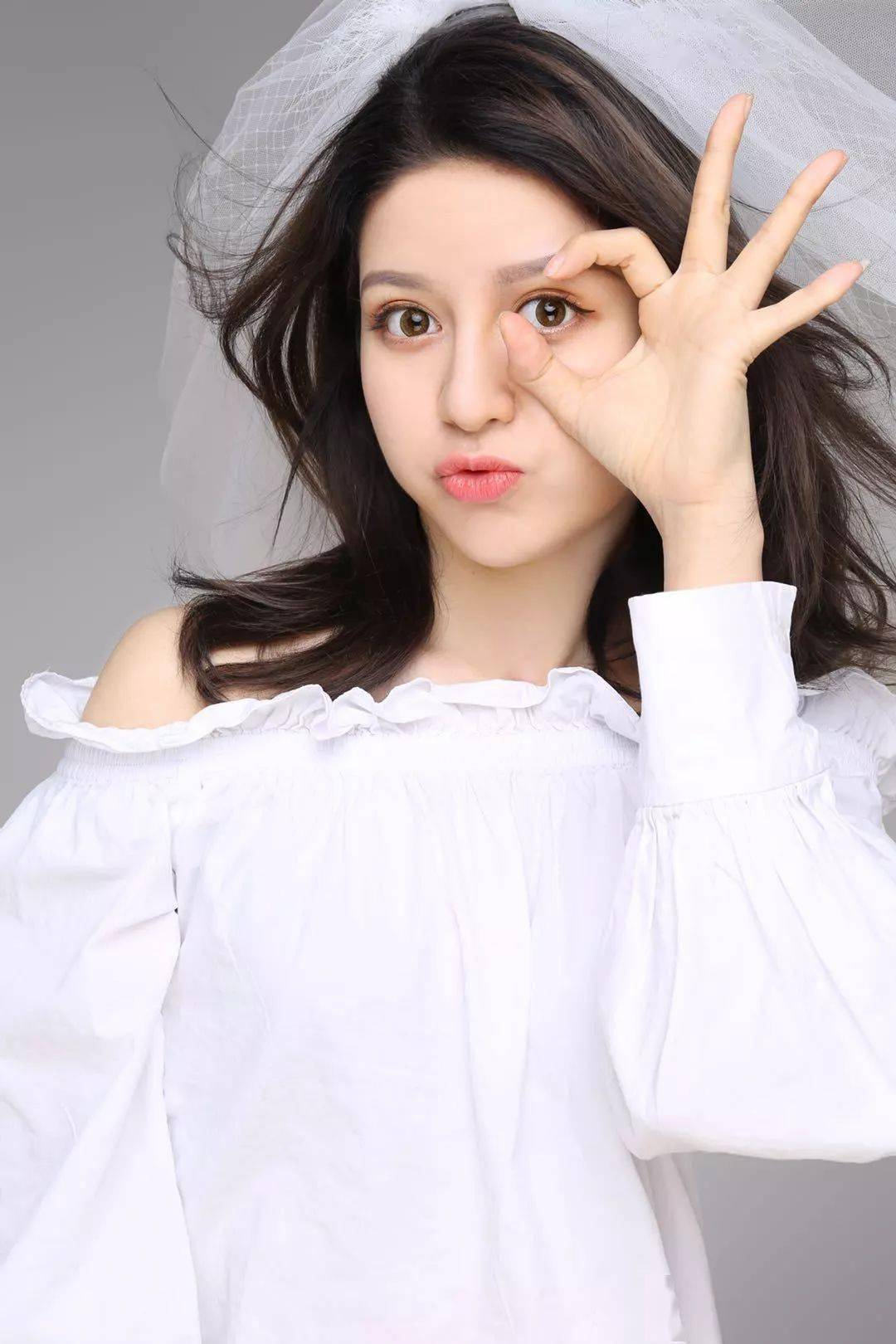 笑容是这个世界上最有感染力的东西_李文洁