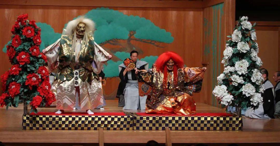 "庆奥运"改"驱疫病":非常时期的日本能乐