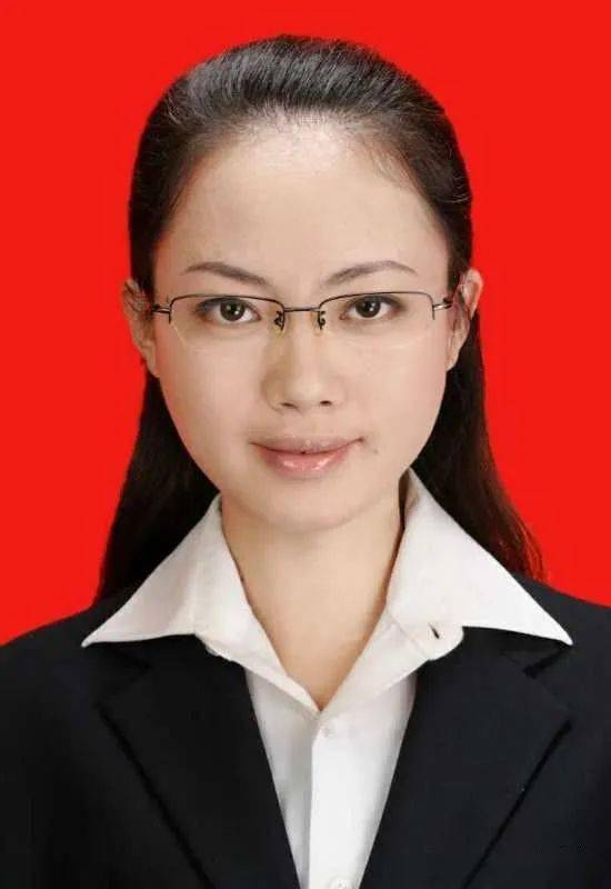 杨慧芳,女,1990年12月出生.2012年6月毕业于湖南科技大学,本科学历.