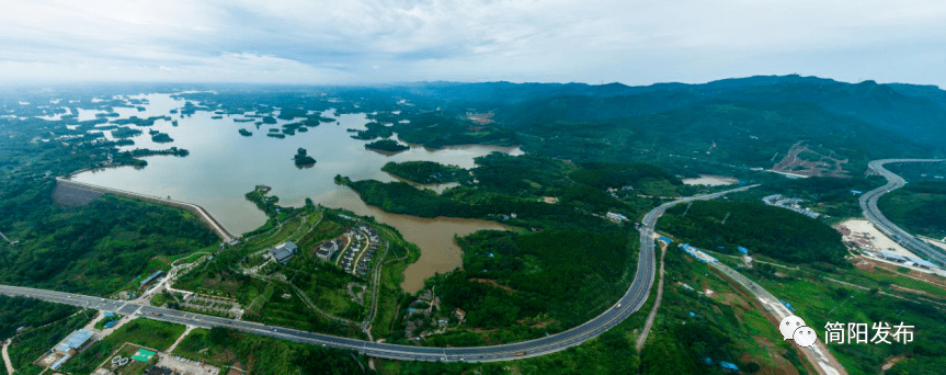 诞生记一个共识书写中共简阳市委关于坚定贯彻成渝地区双城经济圈建设