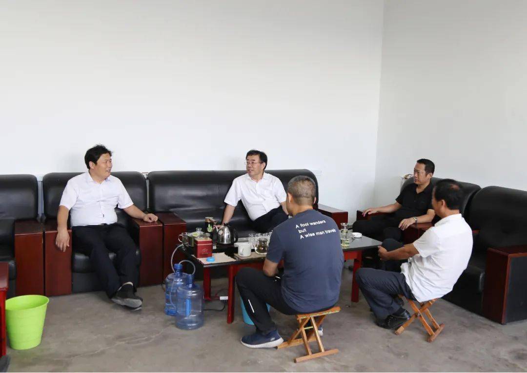 市住房公积金管理中心党组书记主任李如山到小营街道调研指导工作