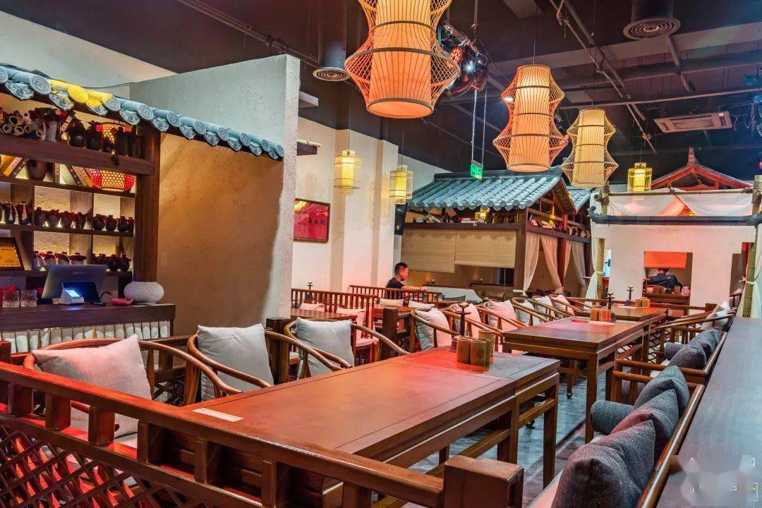 国风酒馆十千酒侍空降保利时光里一壶美酒几碟小菜微醺伴良夜