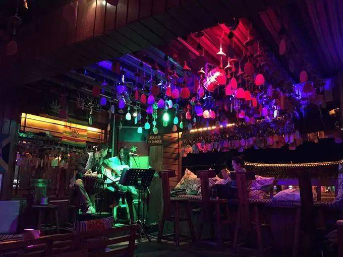 酒吧需求正在变大 线下娱乐行业即将迎来新发展?_house