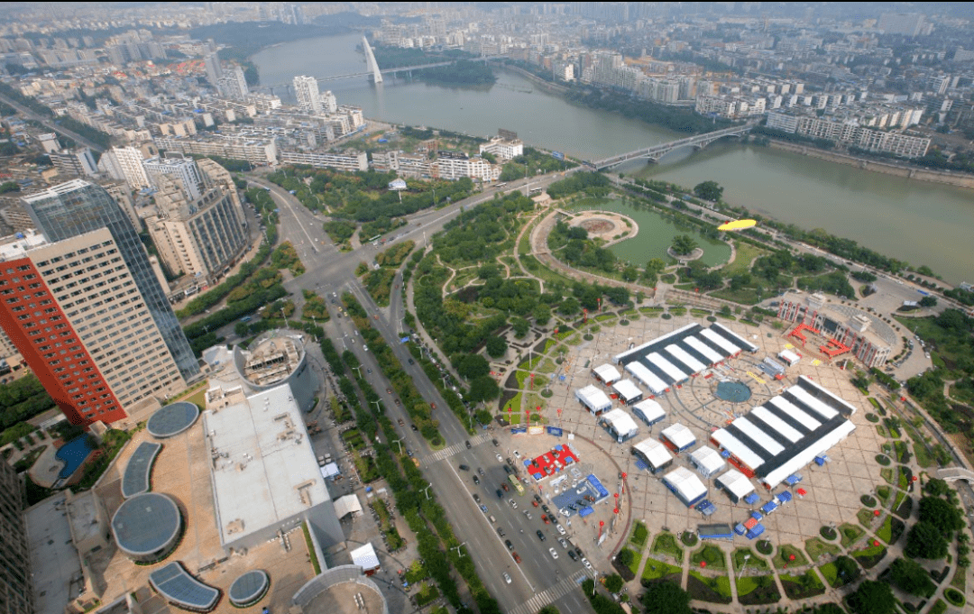 中秋国庆赣州有大事件发生就在黄金广场