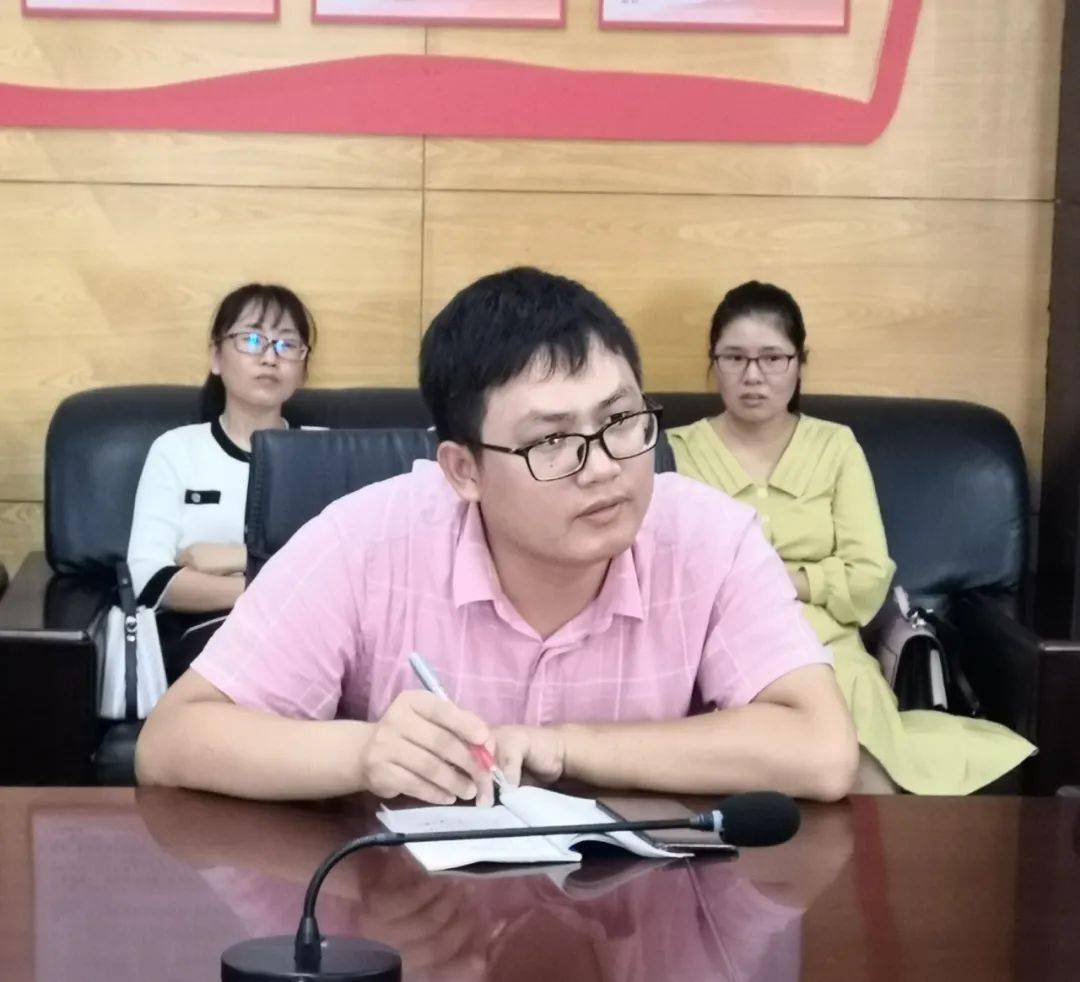 教海无涯研作舟景德镇市教研所课题组专家莅临乐平中学进行专项指导