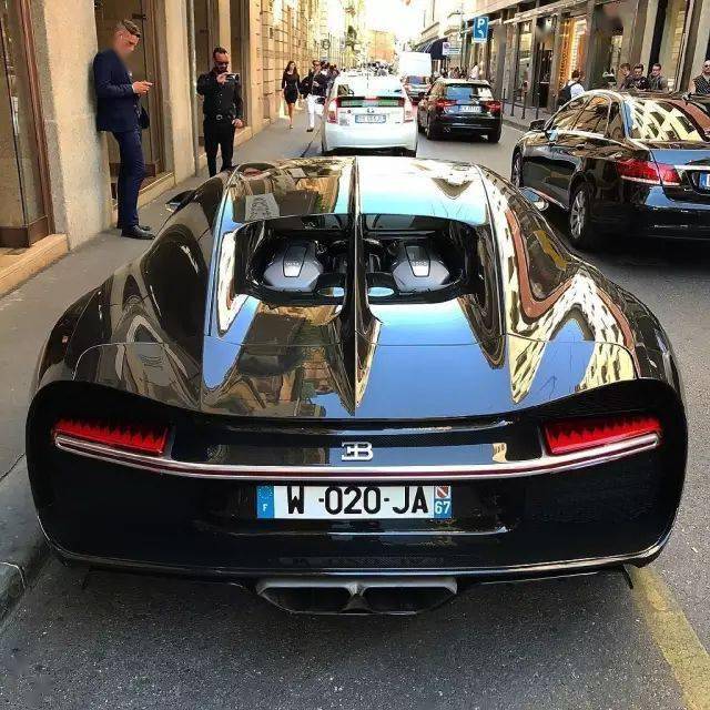 香槟金布加迪bugatti chiron_网络