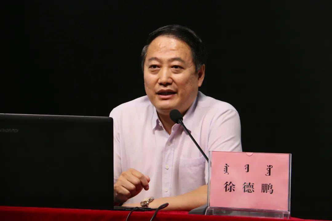 市委宣传部意识形态工作专项巡察办公室主任徐德鹏同志就如何做好意识