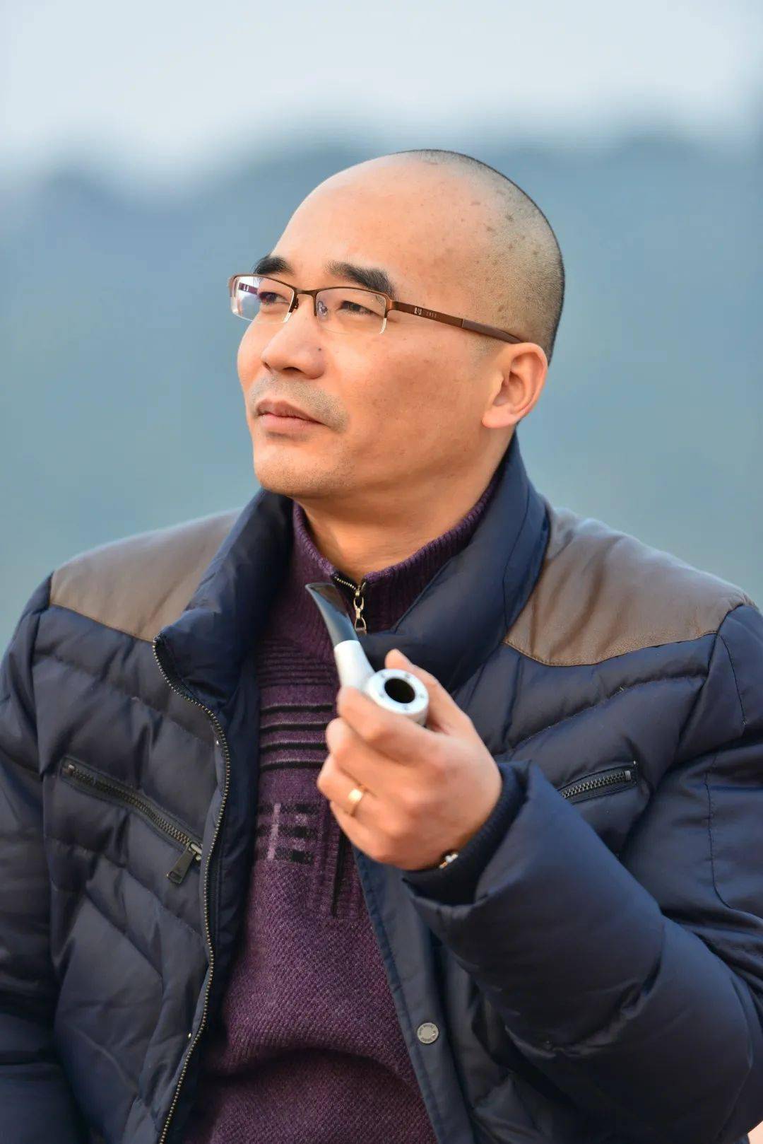 郑杰老师以一贯的犀利目光为中层指出了方向.