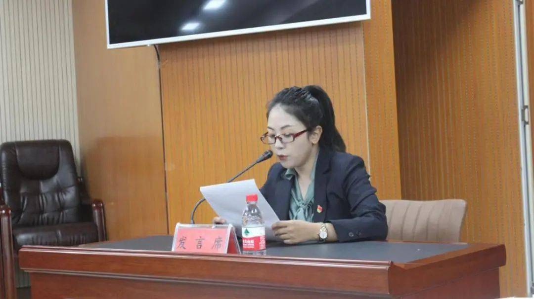 会上,团市委副书记益西央宗总结了2019年全市预青未保工作,安排部署