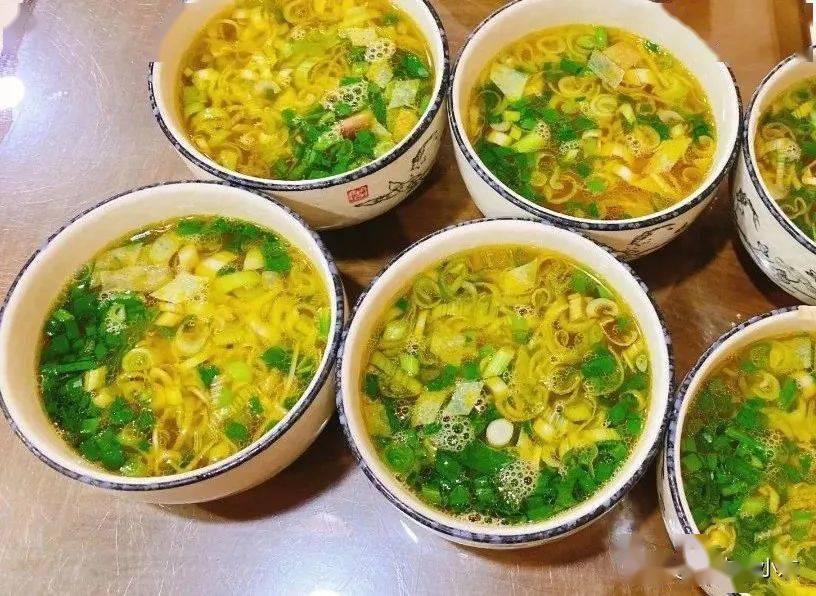 乾县古称乾州,最为有名的除了乾陵,就要数它的著名小吃乾州四宝了