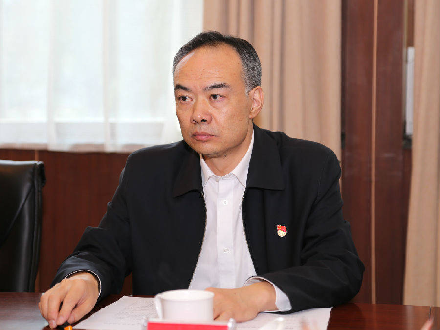 青海省政法委书记訚柏兼任中共海西州委书记文国栋被免