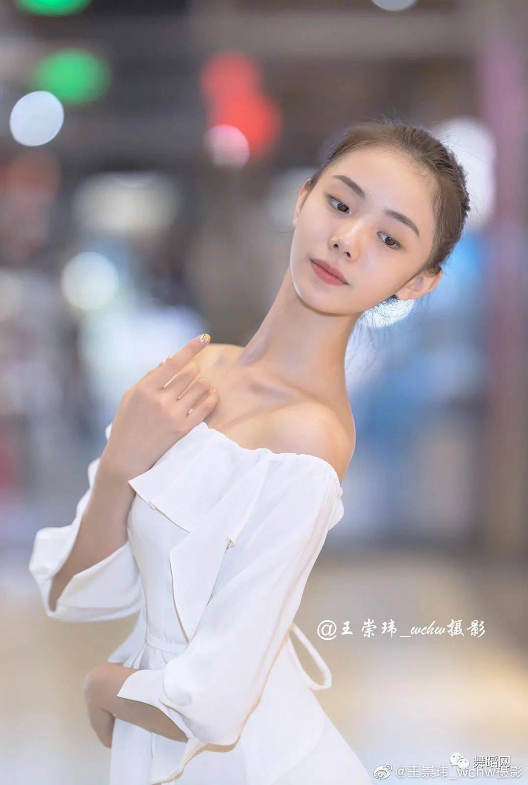 新粉的中央芭蕾舞团宁珑小姐姐气质超好