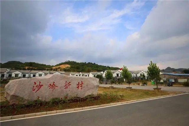 延寿镇沙岭新村 | 走出山坳,住进花海!