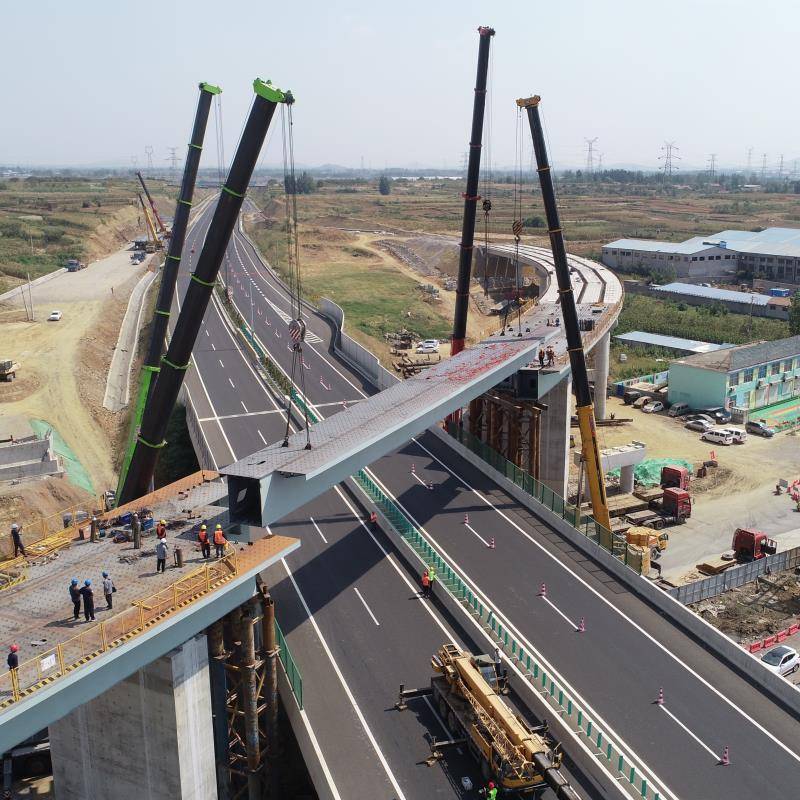 新台高速枣庄东枢纽互通a匝道钢箱梁施工完工_山东省