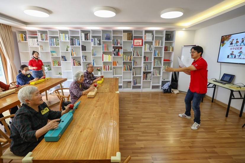 沪首批"老年认知障碍友好社区建设"试点一周年了!马上第二批也要启动