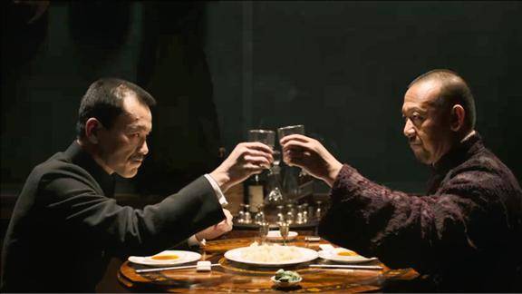 邪不压正吃饺子喝威士忌廖凡和姜文这段真是太经典了