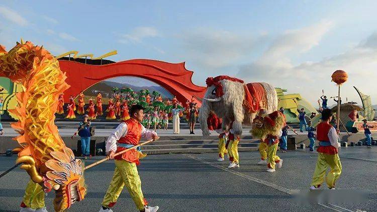 上犹九狮拜象走进2020中国农民丰收节江西活动开幕式