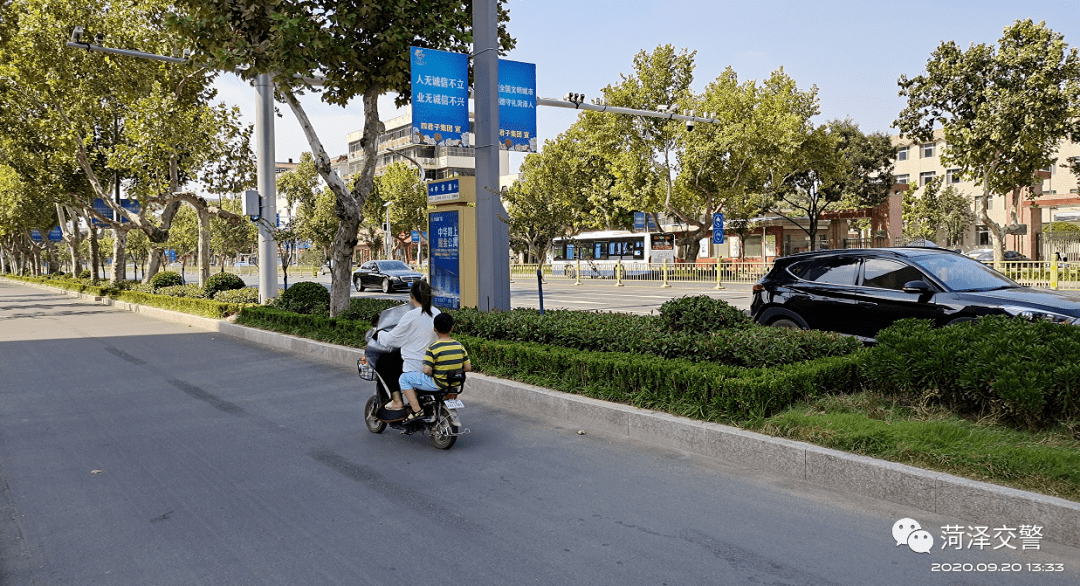 再次曝光非机动车逆行,来看看有哪些人?