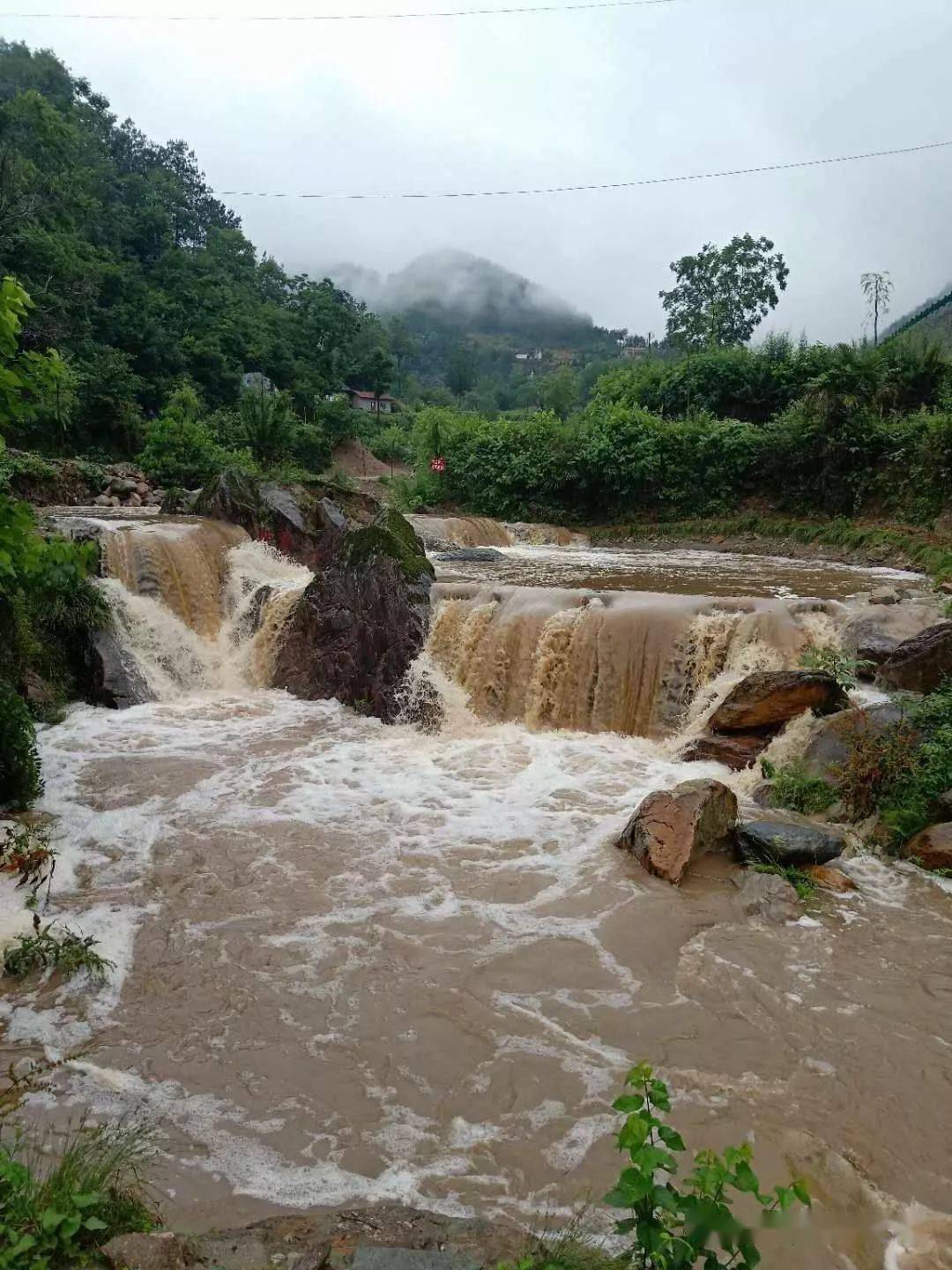 首屆美麗鄉村國際影像節在安康牛山秦巴水街文化生態園開幕式圓滿成功