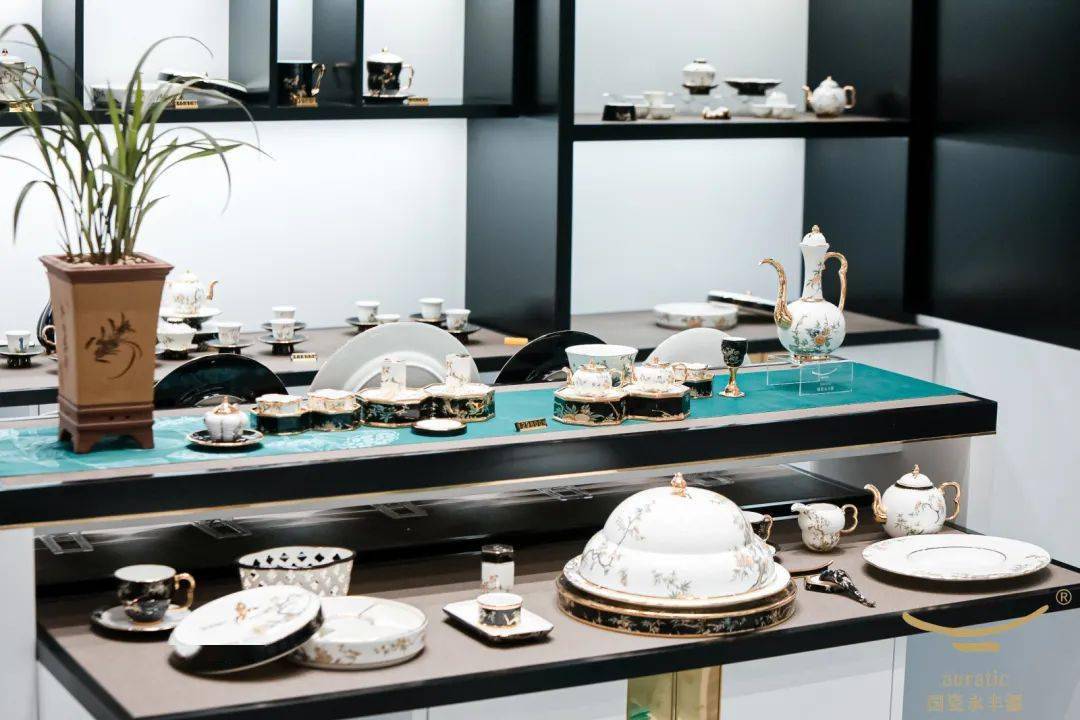 深圳市侨商会理事刘东豪旗下国瓷永丰源| 国瓷永丰源重庆首开店