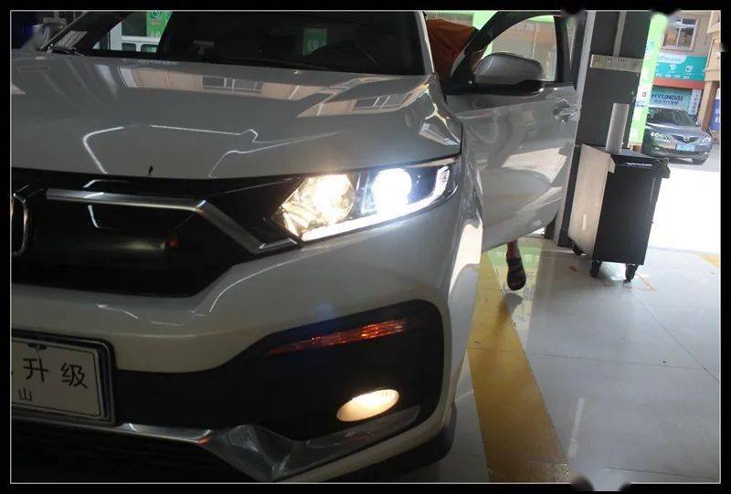 本田xrv卤素大灯亮度翻倍就是那么简单