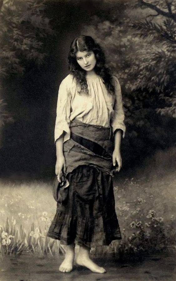 吉普赛人传女不传男的神秘女巫汤连男神金城武都被征服了