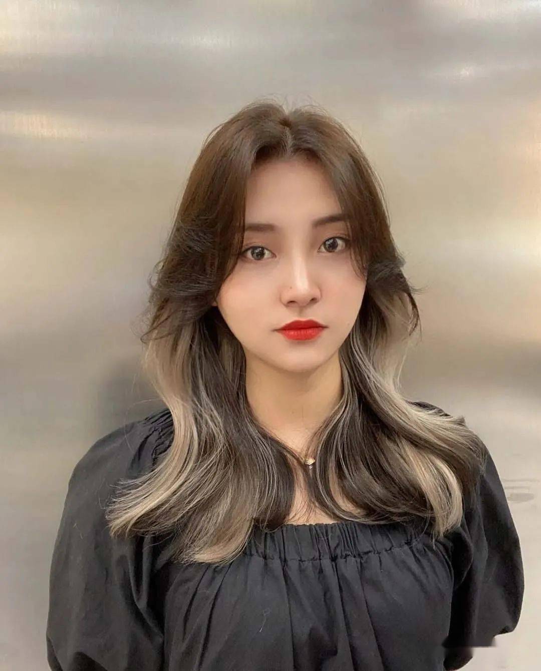 2020高级感"辣妹发型",是不是你的心头爱?