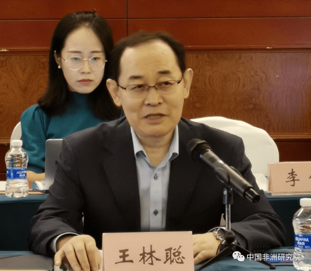 中国前驻卢旺达和厄立特里亚大使舒展,中联部当代世界研究中心研究员