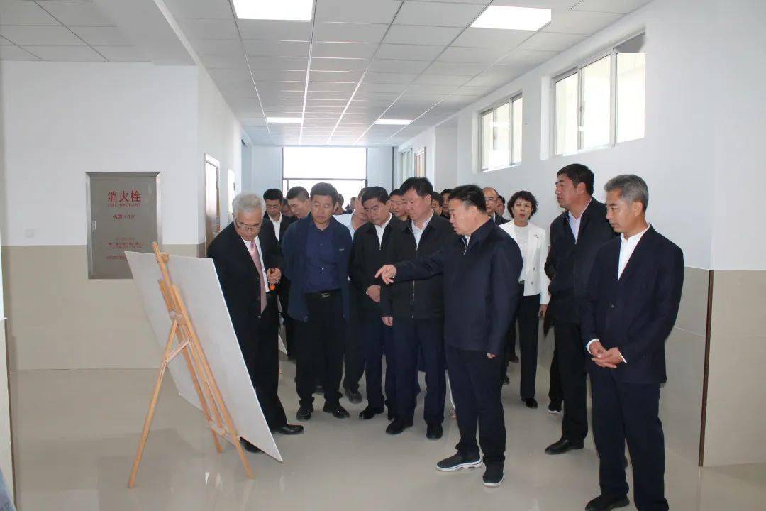 内蒙古自治区党委常委兴安盟委书记张恩惠一行走进全盟