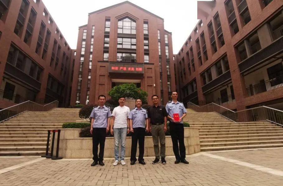 反恐防暴常演练 应急处理保安全 ——福州格致中学保福校区开展反恐
