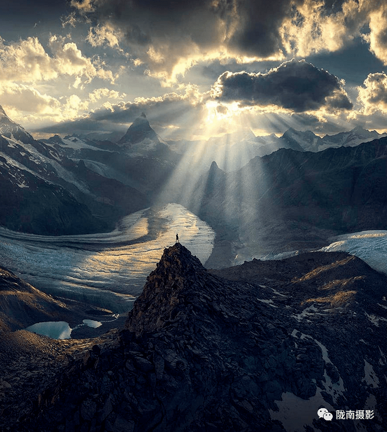 佳作欣赏丨雄浑壮阔的自然景观领略天地间的壮丽山河