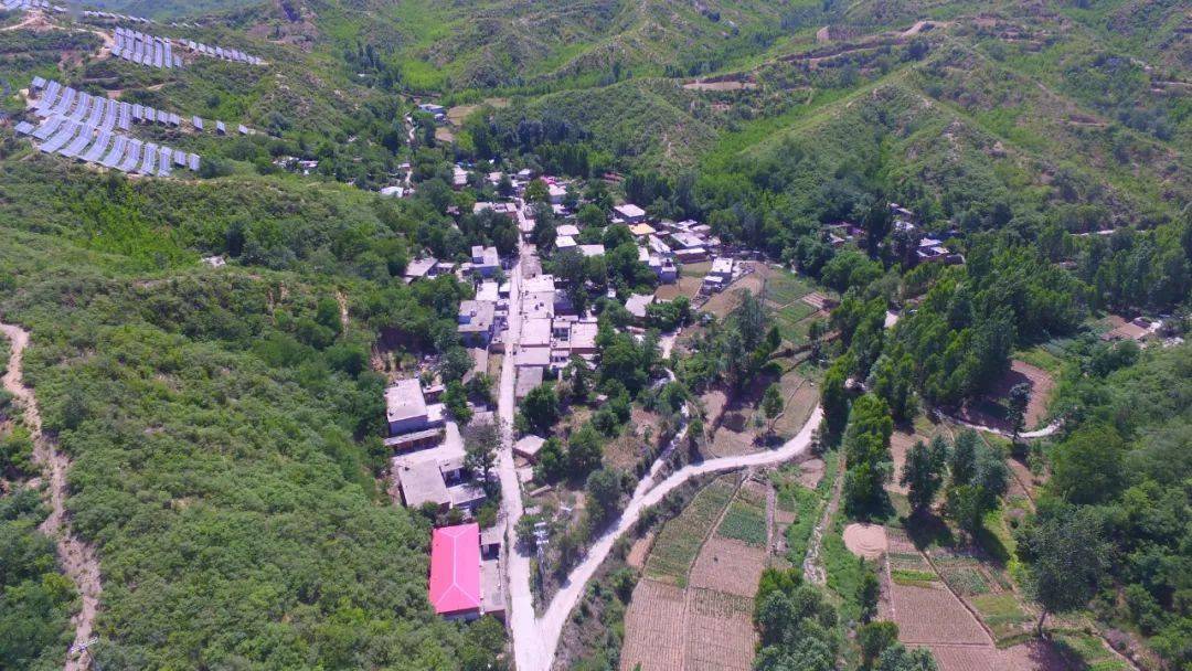 老照片里寻乡愁阜平搬迁村航拍照片系列之城南庄