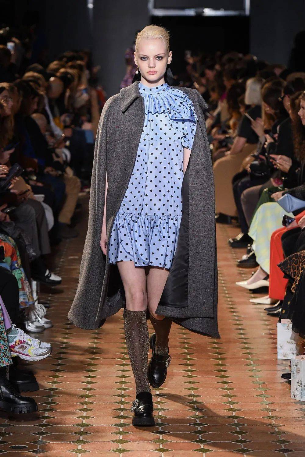 1fashion show法国品牌paul&joe成立于1995年,品牌以设计师sophie alb