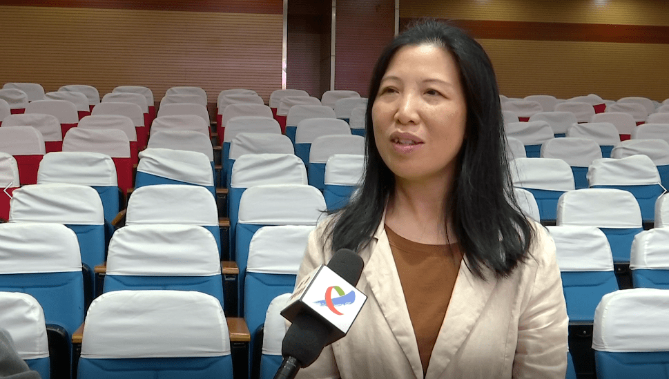 市暨阳学校校长胡美琴:"这次我们新余有爱好人故事会学校专场走进我们